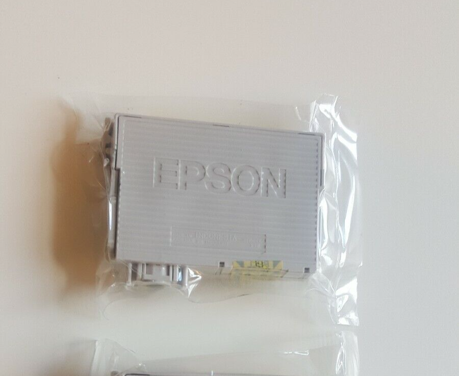 Genuine EPSON T1284 Yellow Ink Cartridge (T1284) - FREE UK DELIVERY!