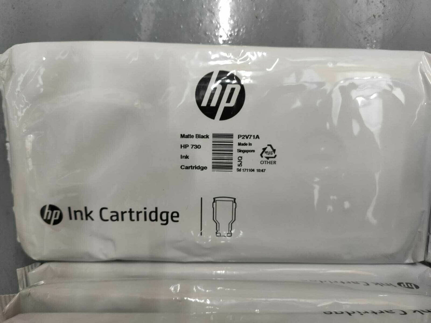 Genuine lot of HP 730 ink cartridges 300ml - DESIGNJET T1600 T1700 T2600 series