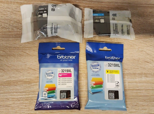 4x Genuine Original Brother LC3219XL Ink Cartridges -FREE UK DELIVERY! (3219XL)