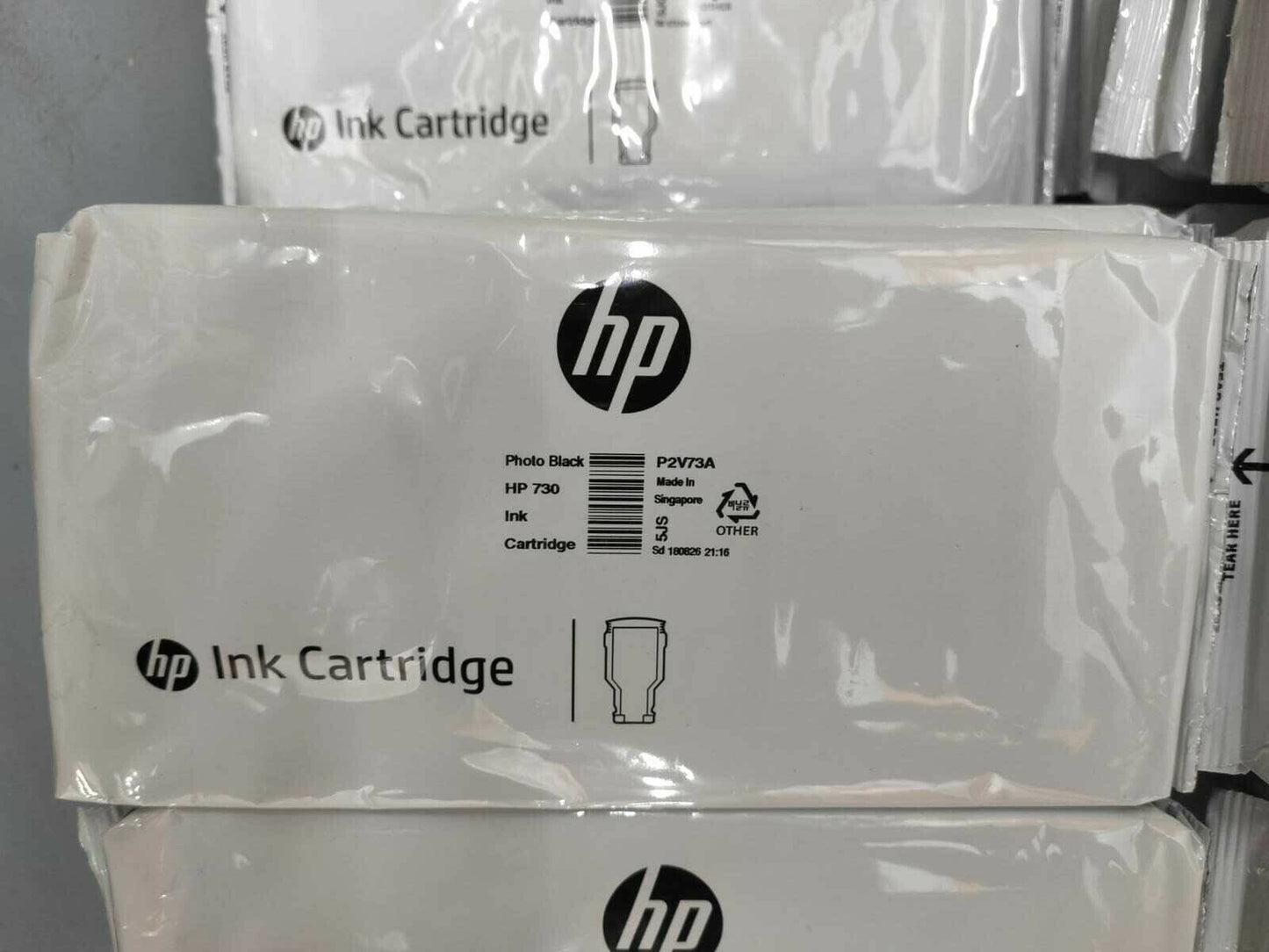 Genuine lot of HP 730 ink cartridges 300ml - DESIGNJET T1600 T1700 T2600 series