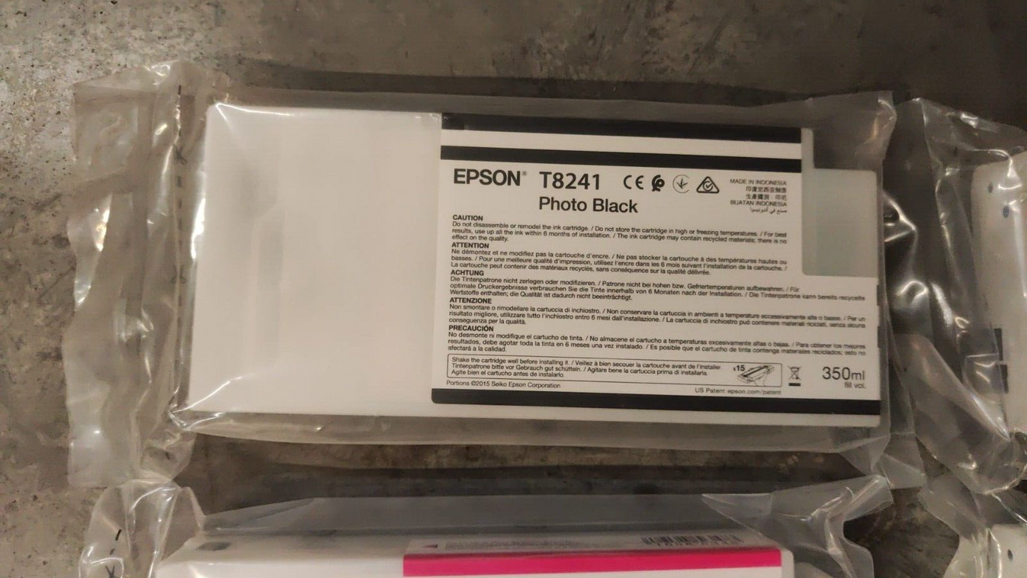 Genuine Epson T8241 T8242 T8243 T8244 T8245 T8246 T8247 T8248 T8249 T824A/B ink