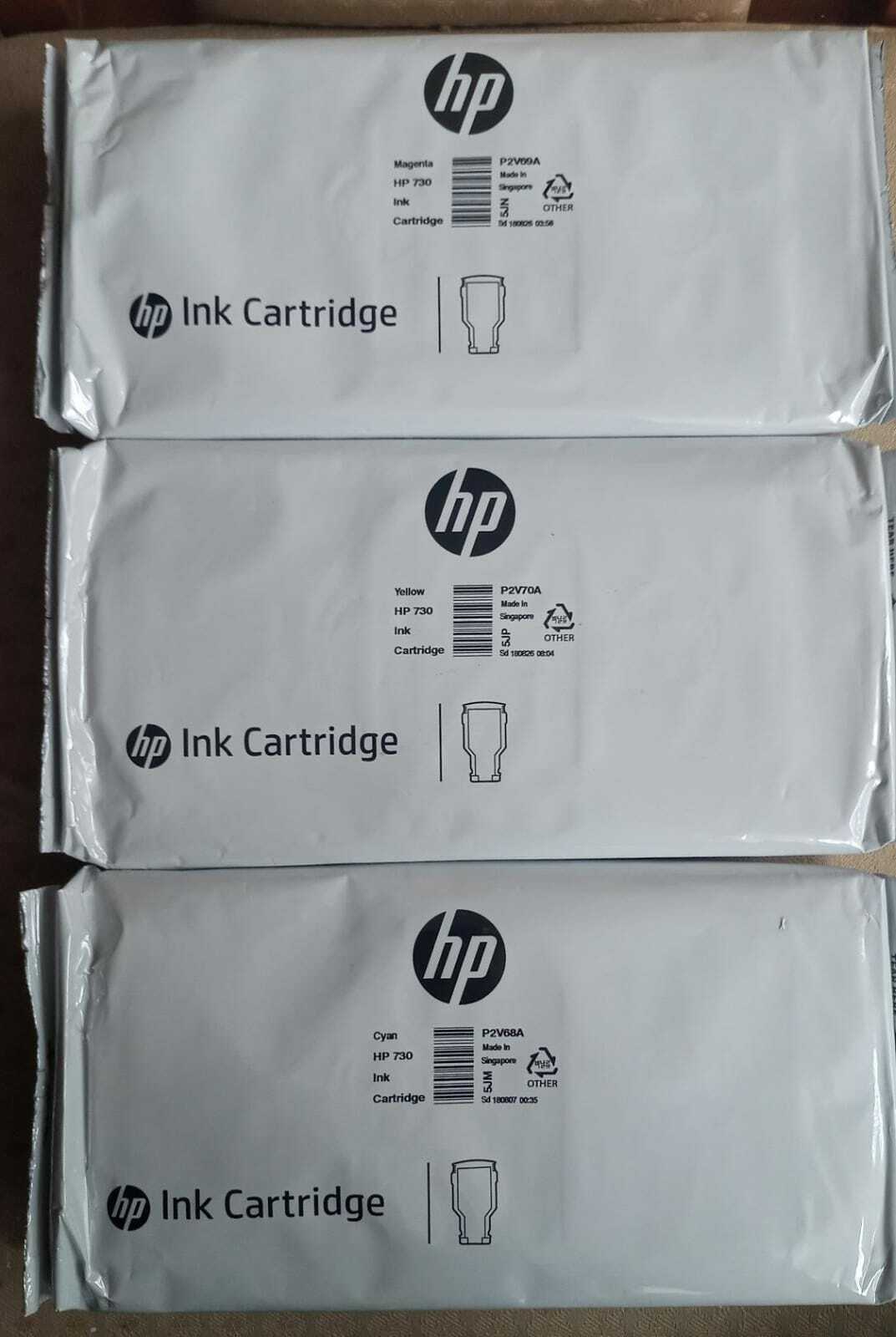 Genuine lot of HP 730 ink cartridges 300ml - DESIGNJET T1600 T1700 T2600 series
