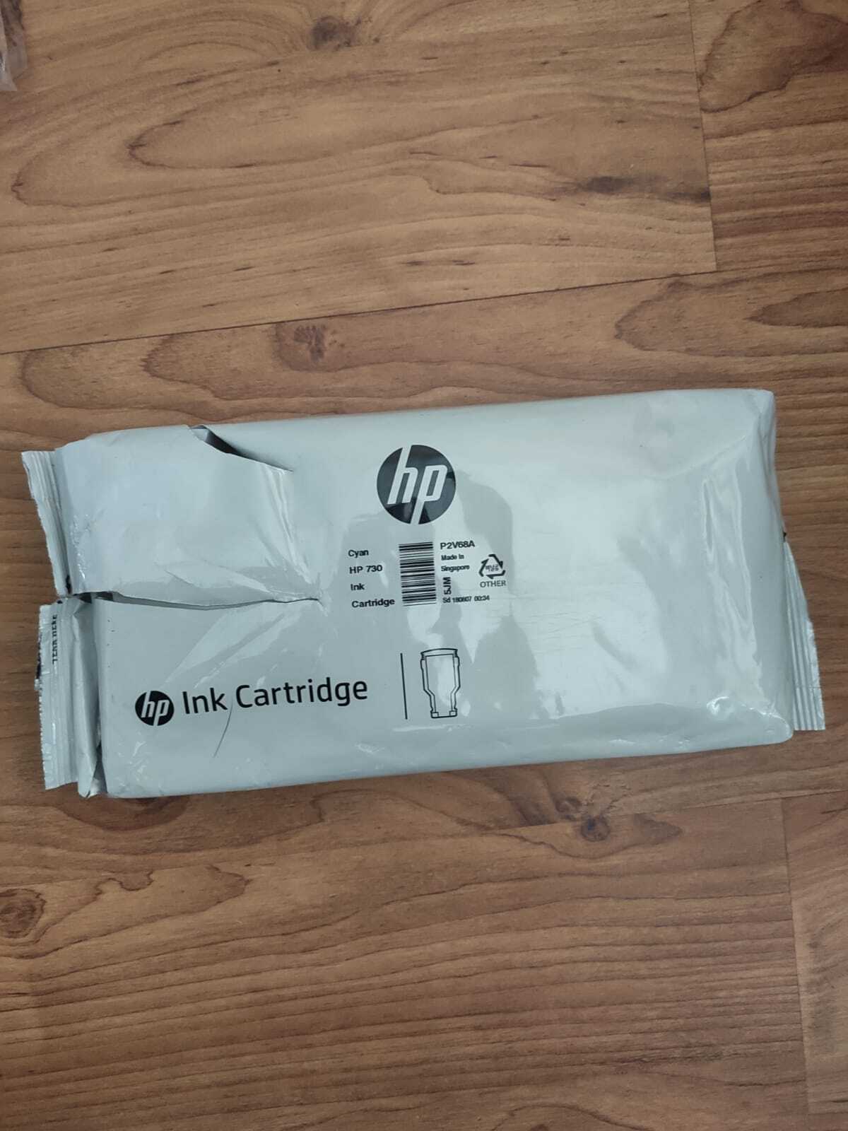 Genuine lot of HP 730 ink cartridges 300ml - DESIGNJET T1600 T1700 T2600 series