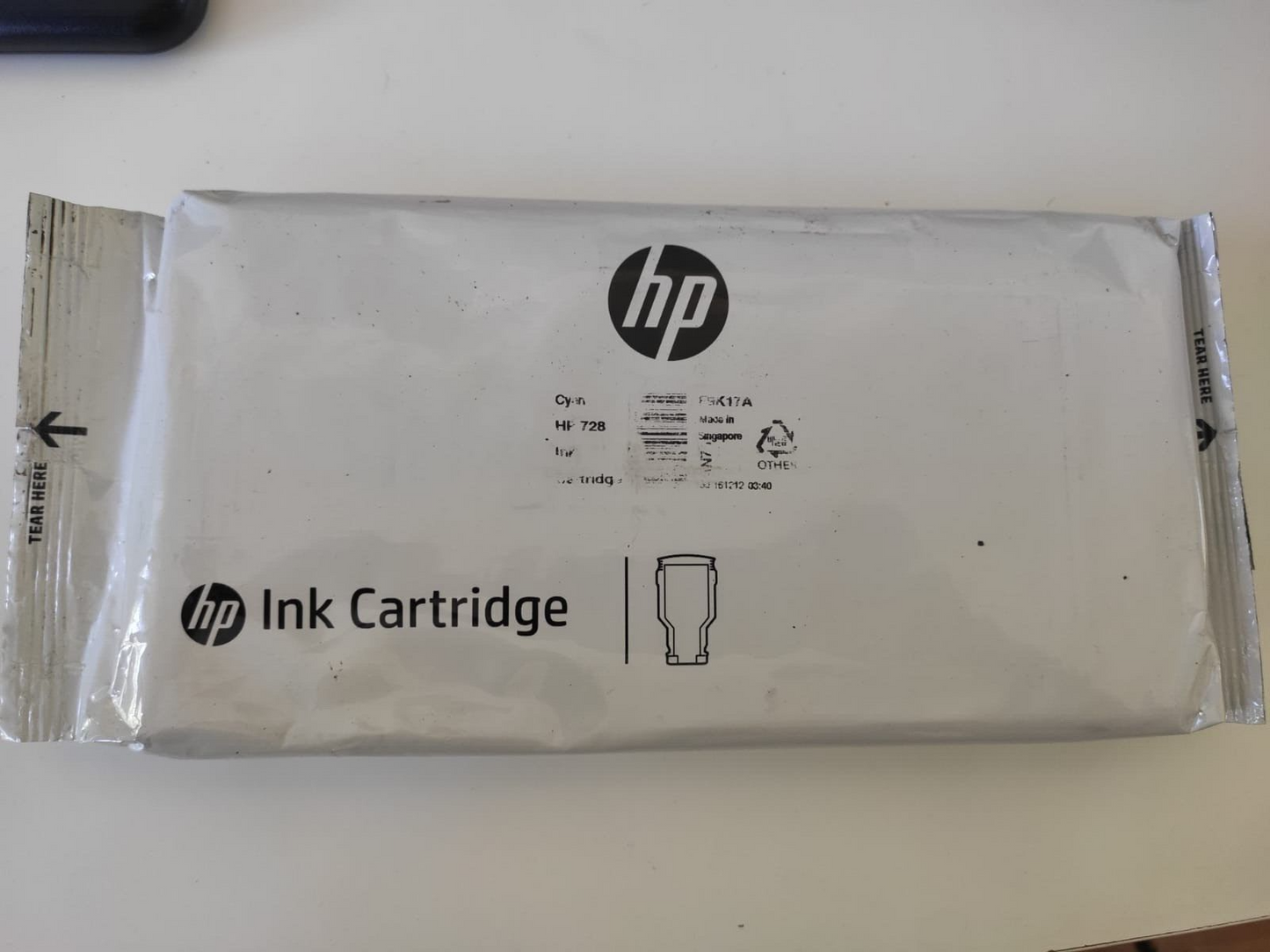 Genuine HP 728 Cyan Ink Cartridge F9K17A (300ml) FREE UK DELIVERY - VAT inc.